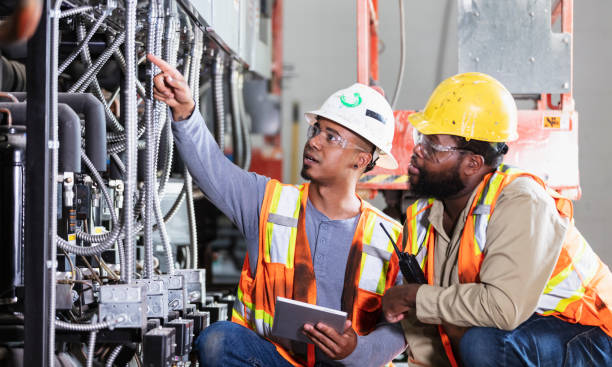 Best Local Electrician Companies  in Breckinridge Center, KY